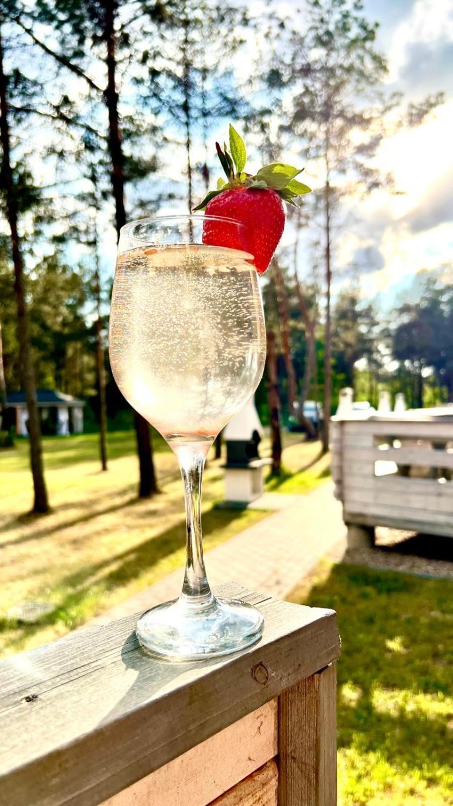 Skrawek Nieba Borsk Villa Luaran gambar